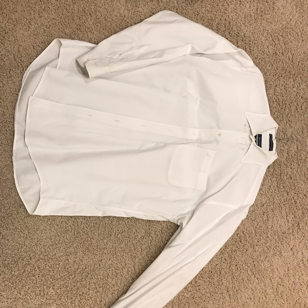 Men’s white Nautica dress shirt